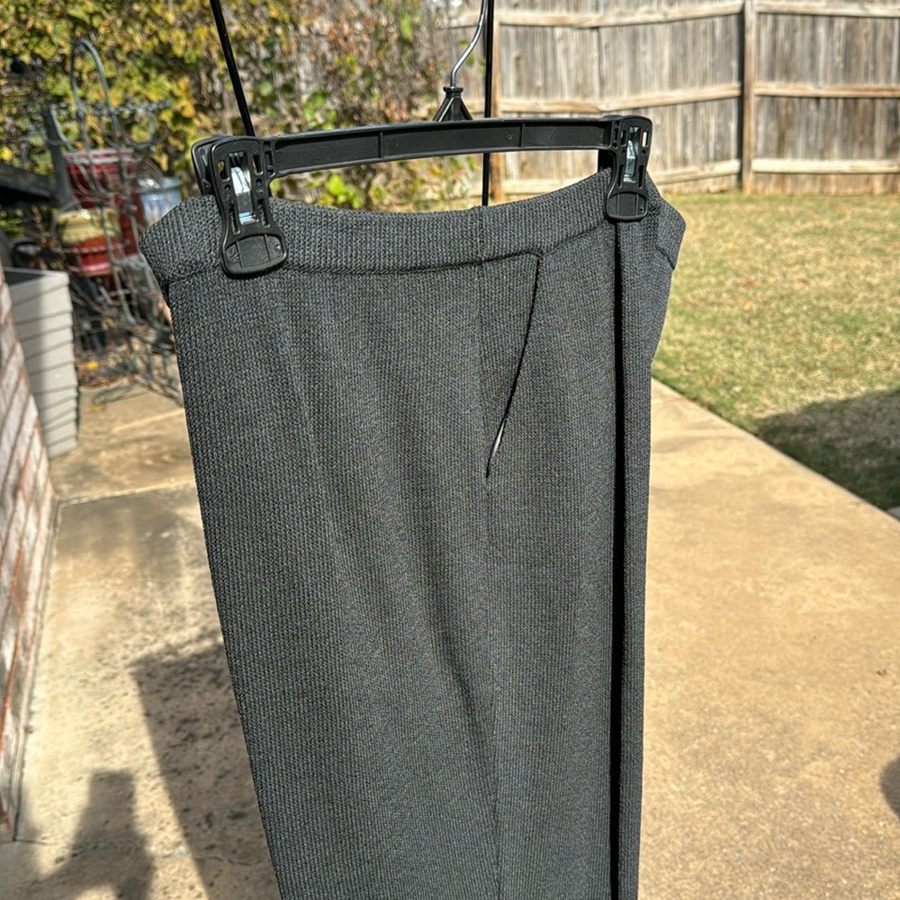 Vintage 14 St John Knits Pleated Gray Pants w Pockets